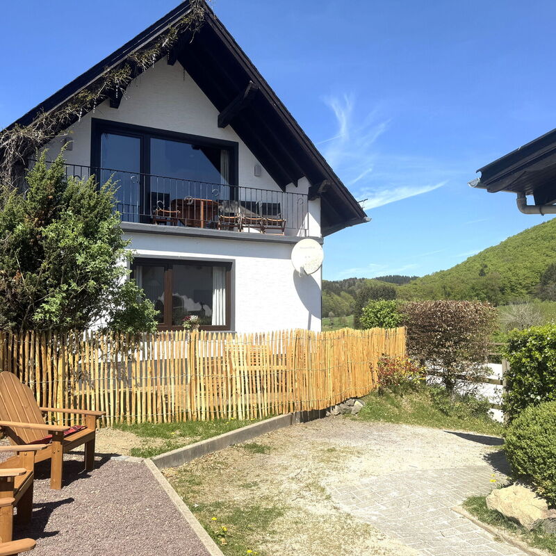 Gebäudeansicht der Ferienwohnung Eifelcottage auf dem Landgut Pfauenhof in der Vulkaneifel